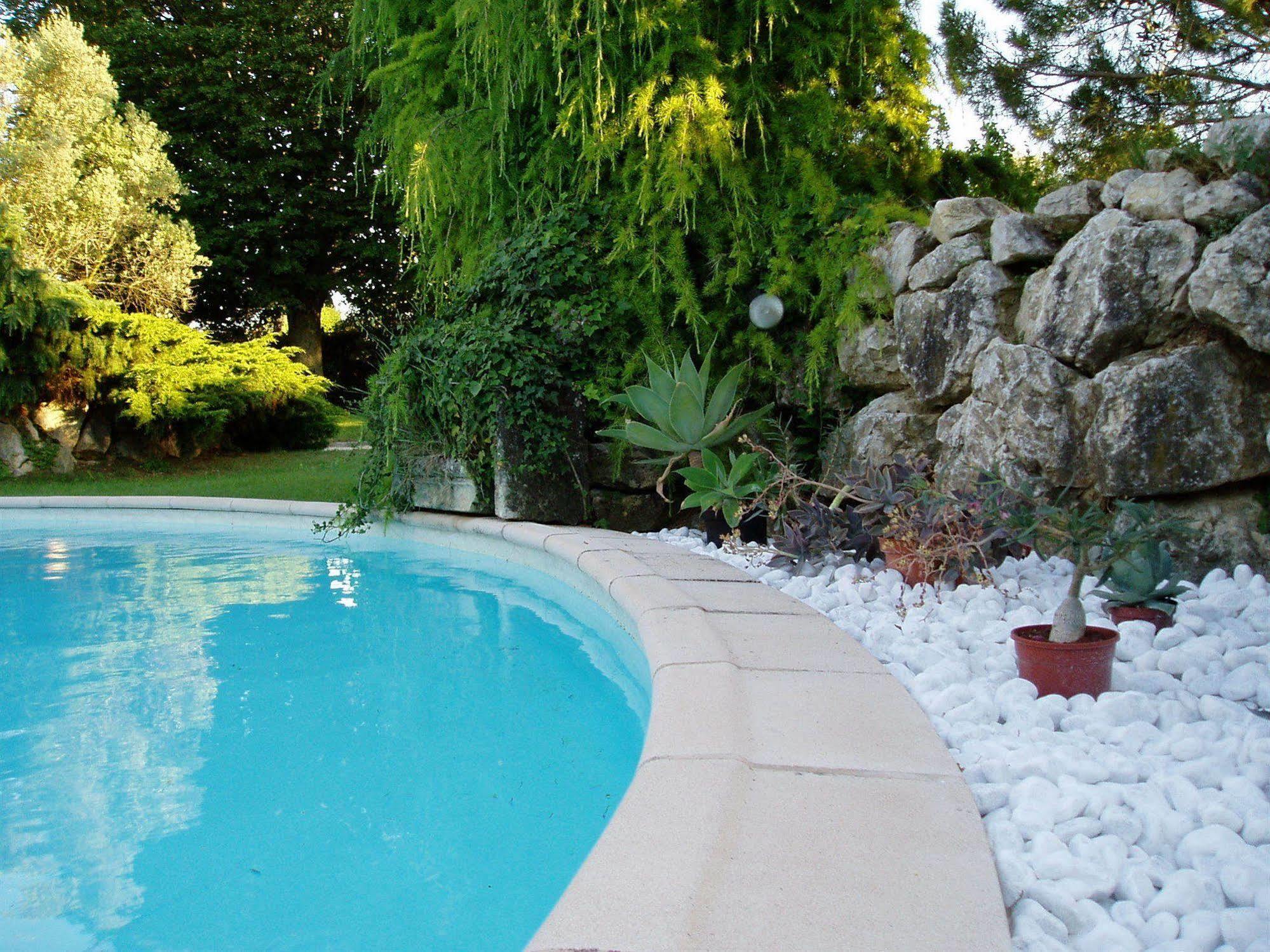 Mas De La Treille Bed & Breakfast Saint-Laurent-des-Arbres Ngoại thất bức ảnh