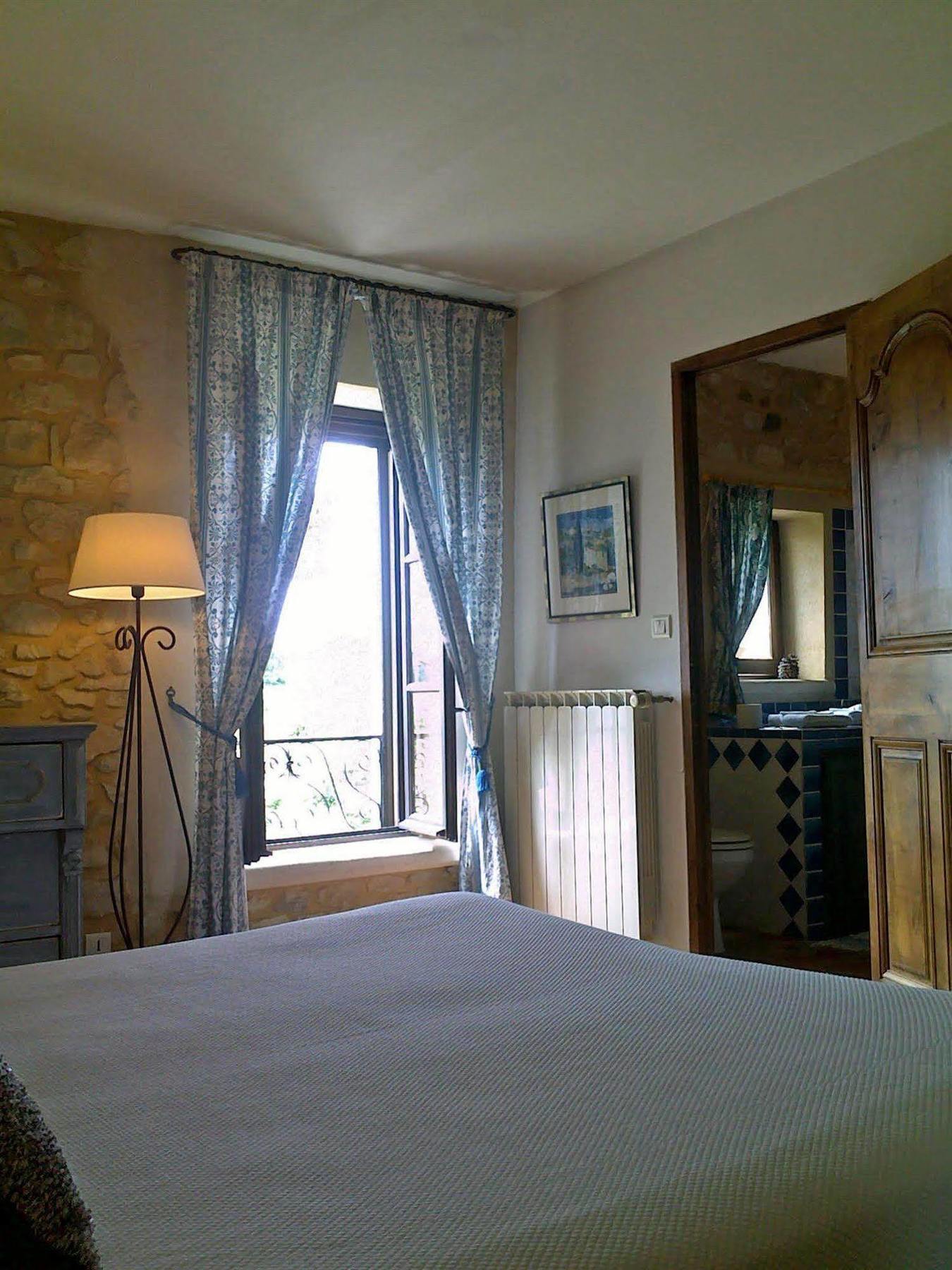Mas De La Treille Bed & Breakfast Saint-Laurent-des-Arbres Ngoại thất bức ảnh